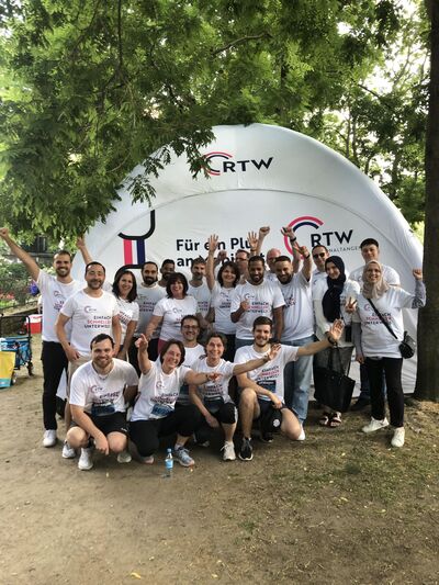 Teambild der RTW am JP Morgan Lauf
